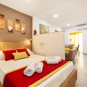 Modern & Lovely - Prime Location Appartamento San Giuliano